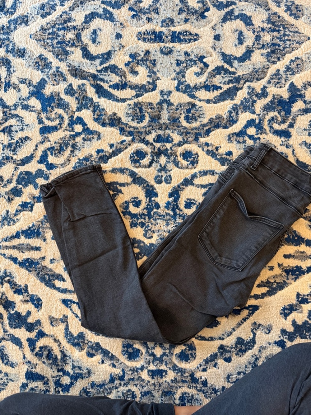 Zara Women's Black Skinny Jeans